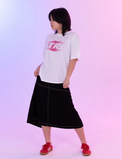 ルーズフィットグラフィック半袖Tシャツ 75074